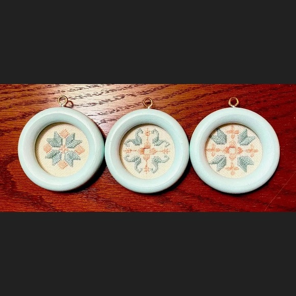 Framed cross stitch cottage core set - Picture 4 of 6